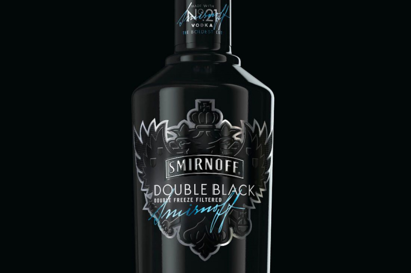 „Smirnoff Black Vodka“ pristato „Šiuolaikinius džentelmenų meistriškumo kursus“