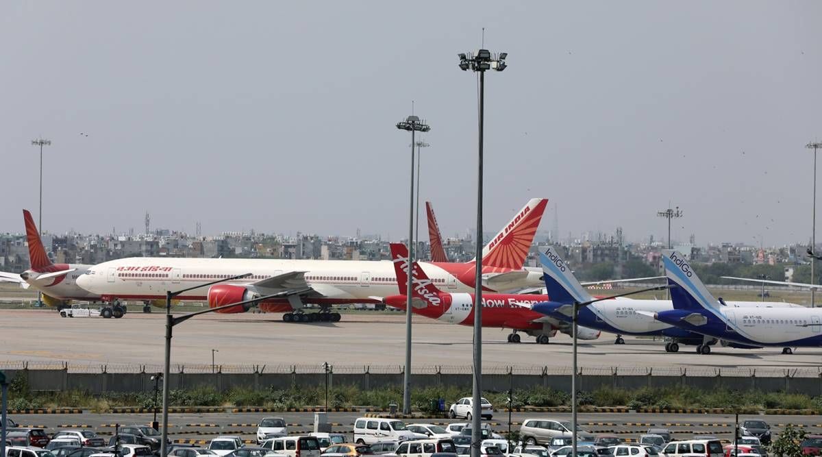 هونغ كونغ تحظر الرحلات الجوية من الهند للمرة الخامسة ، حتى 3 ديسمبر