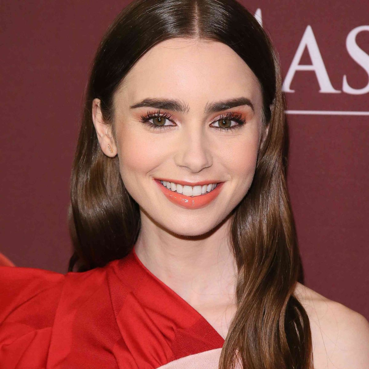 Lily Collins brows breagha