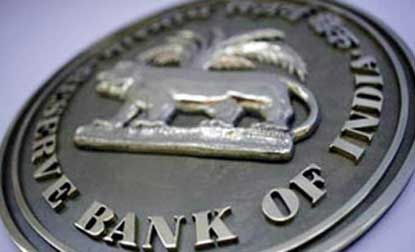 Os bancos podem emprestar até Rs 1 lakh contra joias de ouro