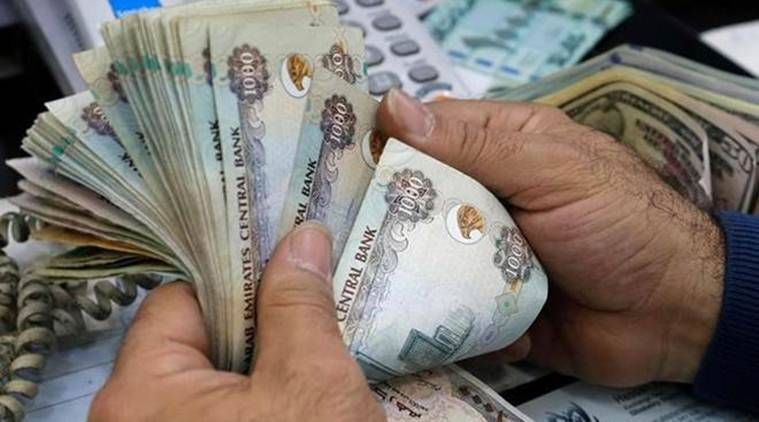 Yhdistyneiden arabiemiirikuntien keskuspankki rajoittaa intialaisen rahalähetysyrityksen toimintaa