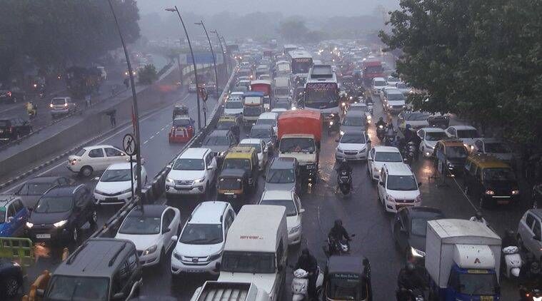 تؤدي حركة المرور الرهيبة في الهند إلى تغيير السيارات التي يشتريها الناس: وإليك السبب