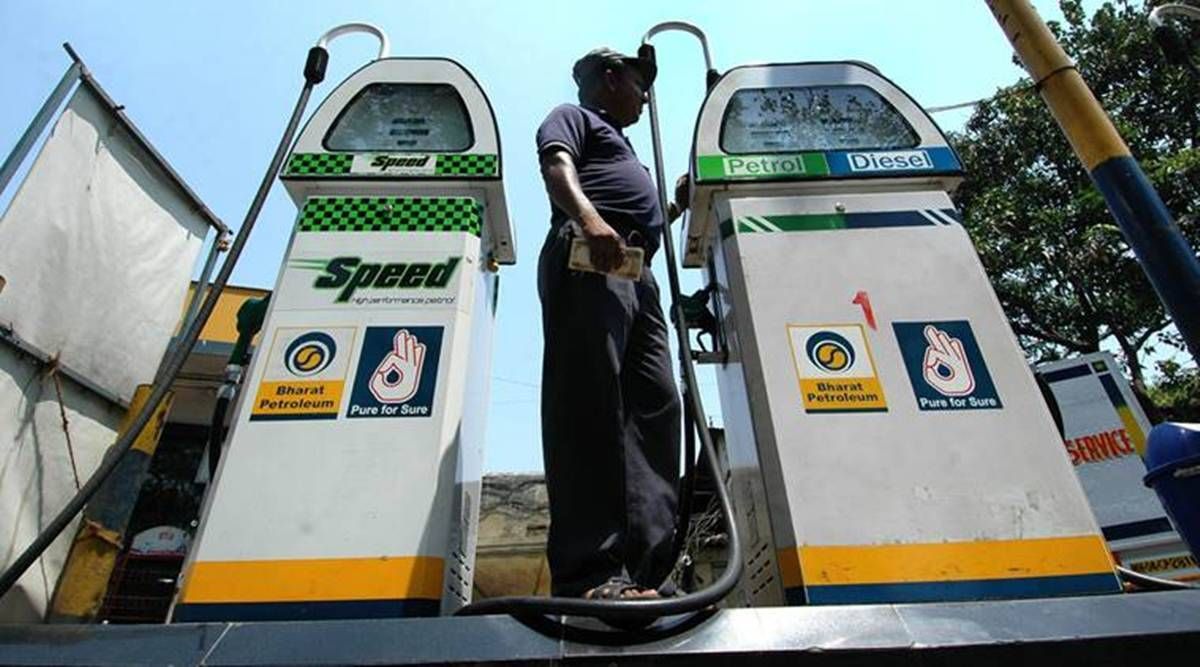 El precio de la gasolina y el diésel volvió a subir; cuestan un 30% más que el combustible de aviación