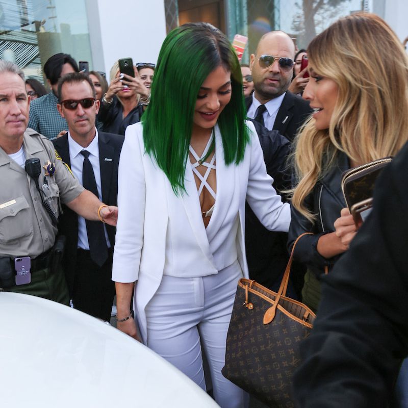 Kylie Jenner zelena lasulja