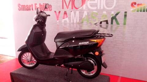 Det indo-japanske firmaet Morello Yamasaki planlegger å lansere en ny elektrisk tohjuling døpt Nirbhaya for kvinnelige sjåfører i Ahmedabad denne Diwali.