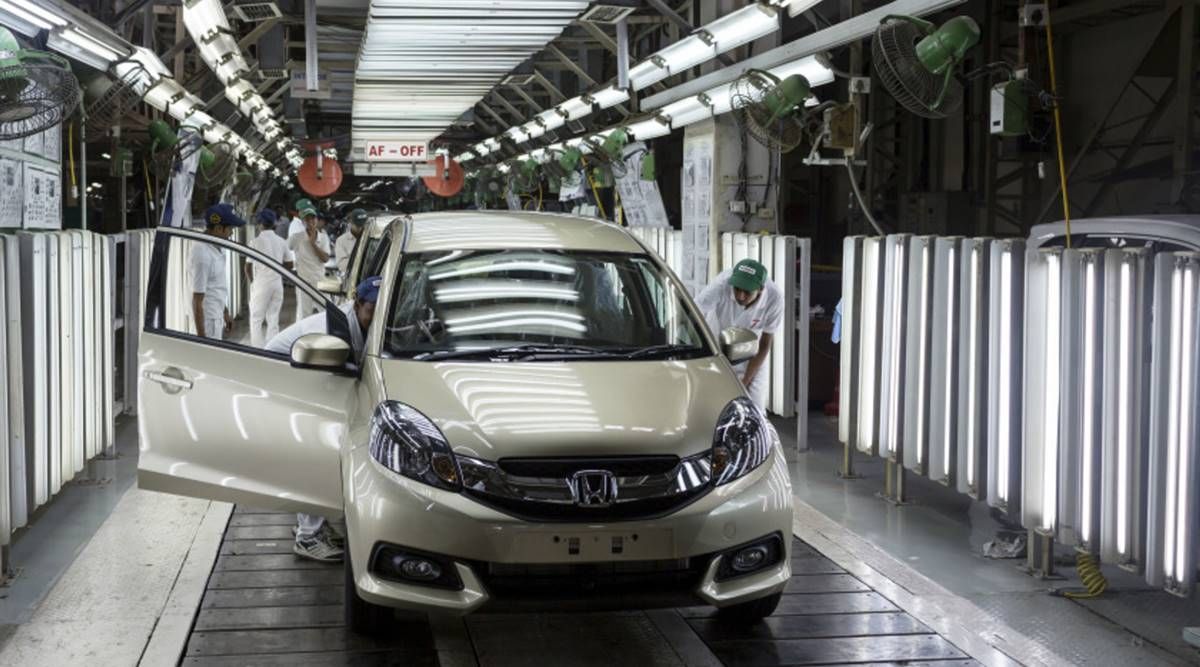 Honda descontinua CR-V e Civic ao fechar fábrica de Greater Noida