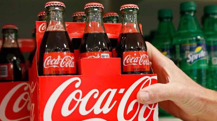 Coca-Cola заявляет, что генеральный директор Мухтар Кент уйдет в отставку в мае