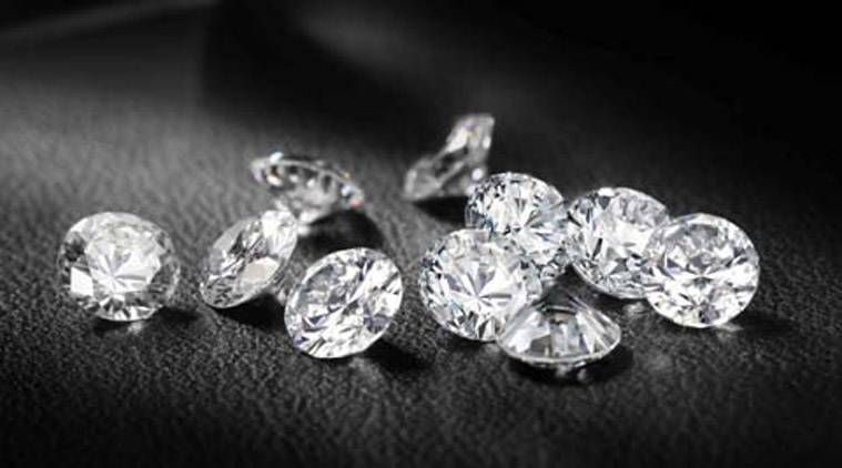 Russlands Alrosa starter betalinger av rupi-rubel for diamanthandel i India