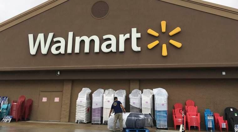 يعزز Walmart بداية الدفع ، ويغلق العشرات من نوادي Sam