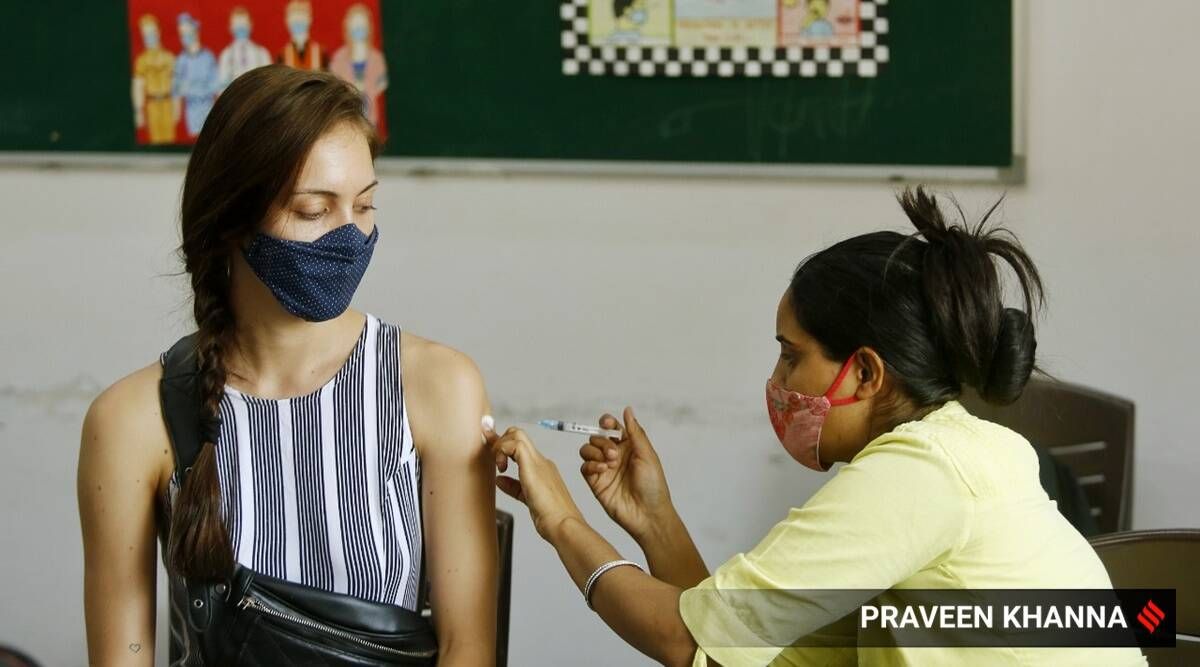 For sakte vaksinasjonstempo, India Ratings senker BNP-prognosen