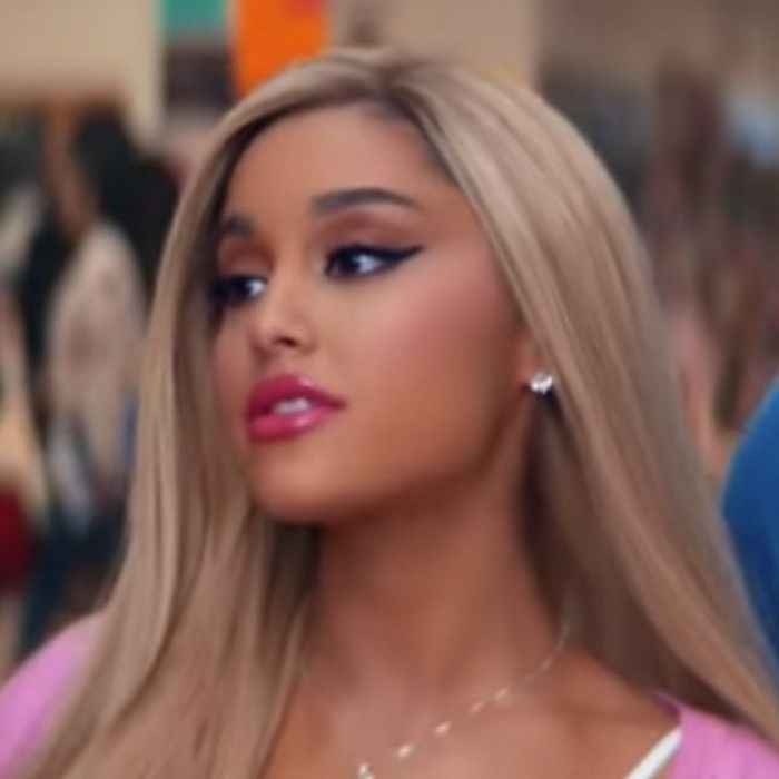 Les meilleurs looks beauté de `` Thank U, Next Video '' d'Ariana Grande