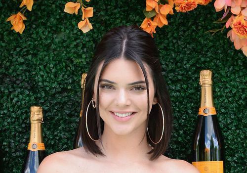 Kendall Jenner só precisa de 2 minutos para se maquiar - aqui está o que ela usa