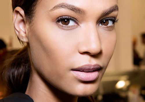 5 Makeup-trick för tjejer med smala ansikten