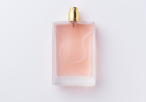 Parfüümi sillage: mis see on, kuidas sellega toime tulla