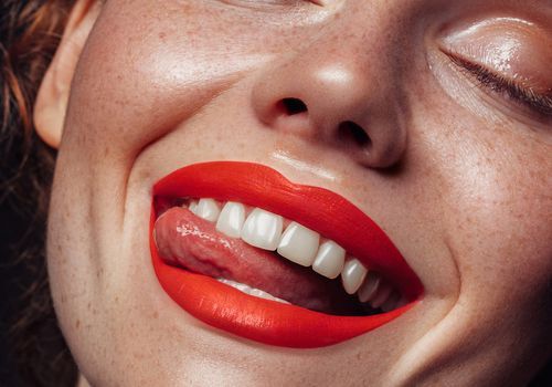 10 великолепных наборов губной помады, которые можно подарить своим друзьям (и себе)