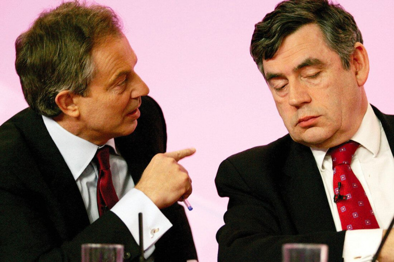 Políticos Cuidando: Tony Blair vs Gordon Brown
