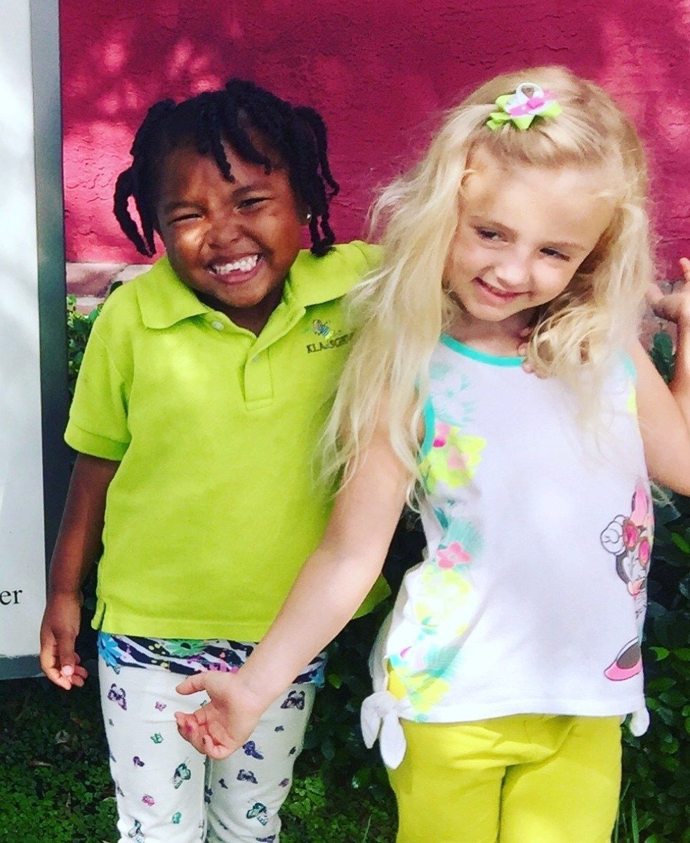 Estas mejores amigas de 4 años respondieron cuando alguien intentó decir que no eran hermanas