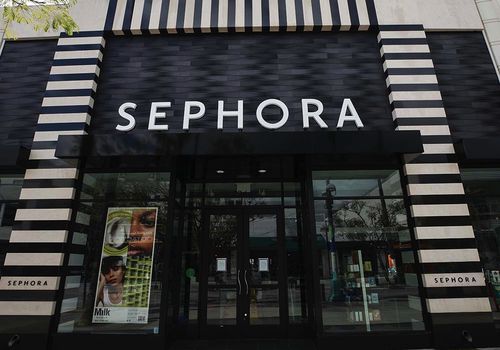 Sephora znova začenja svoj program inkubacije blagovne znamke s poudarkom na blagovnih znamkah, ustanovljenih s POC