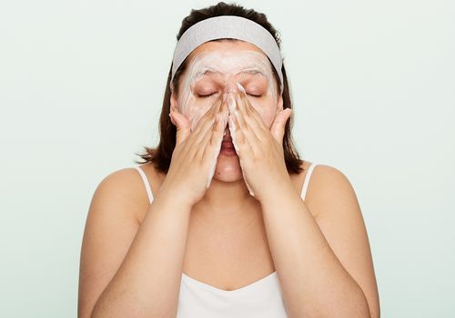 Sådan vasker du dit ansigt: De 10 bud om rensning