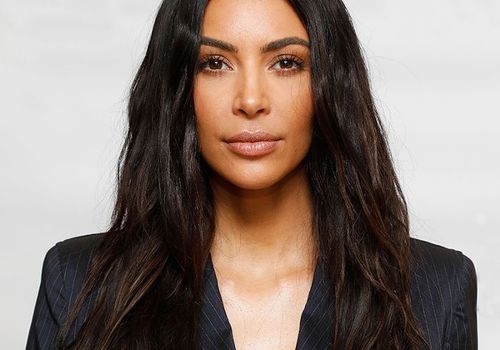 Kim Kardashian West gibt 4500 US-Dollar für Hautpflegeprodukte aus - hier ist, was sie kauft