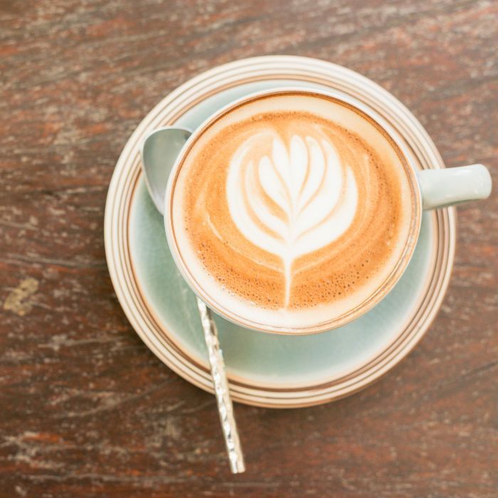 Xícara de café com latte art
