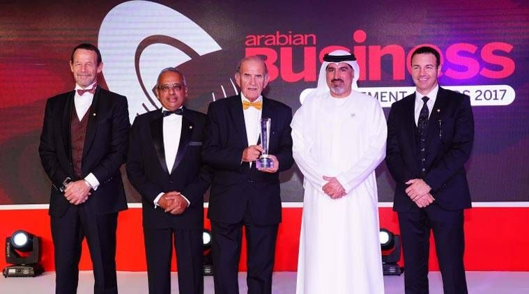 Colm McLoughlin palkittiin yhtenä arvostetun Arabian Business Achievement Awards -palkinnon saajista