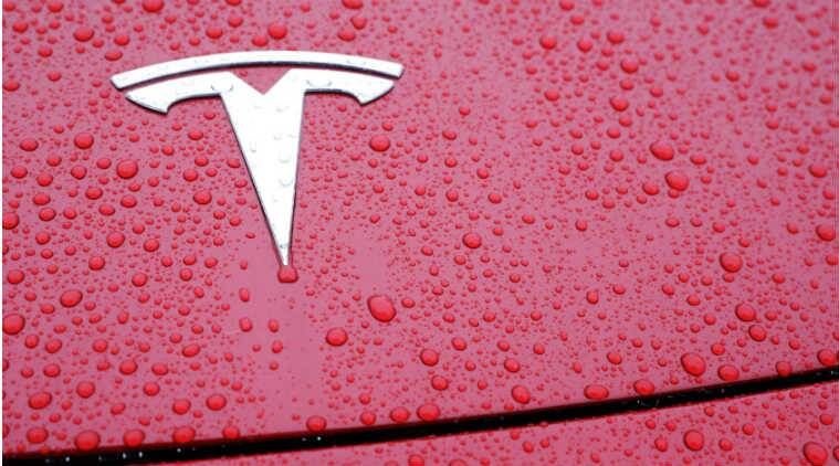Teslas markedsverdi zoomer forbi GM og Ford - kombinert