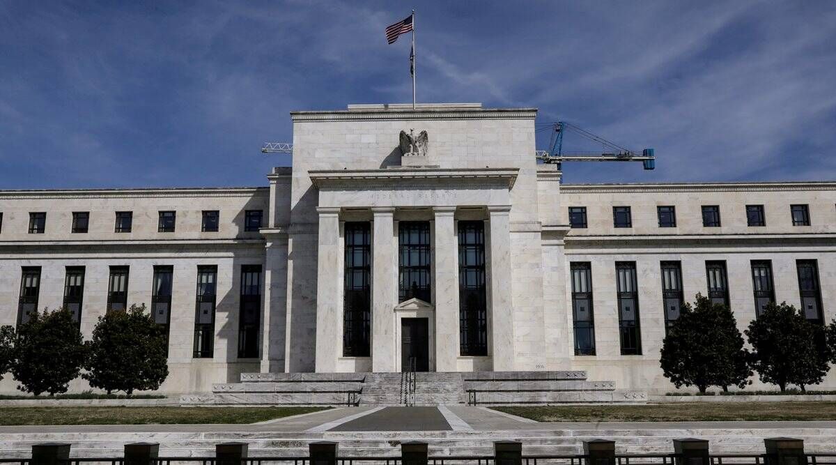Yhdysvaltain Fed ilmoittaa, että joukkovelkakirjojen osto supistuu ”pian”, ja korot nousevat vuonna 2022