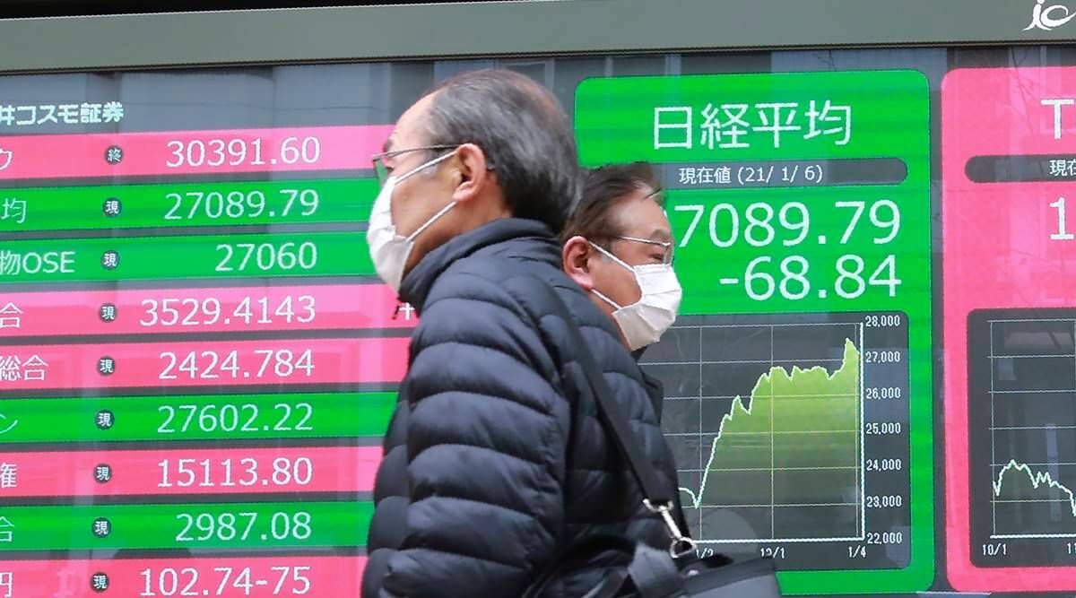 Los bonos caen, el Nikkei cobra más porque las esperanzas de estímulo avivan las ganancias